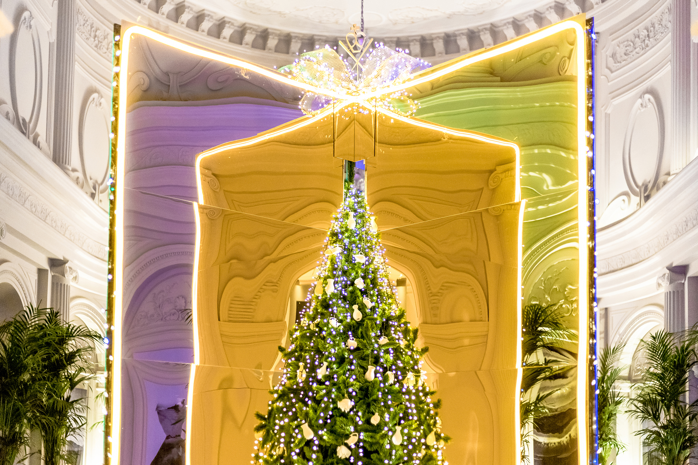 Anantara_Palazzo_Naiadi_Albero_Rosenthal_Design_by_Salvo_Nicosia_Stefano_Liardo_horizontal