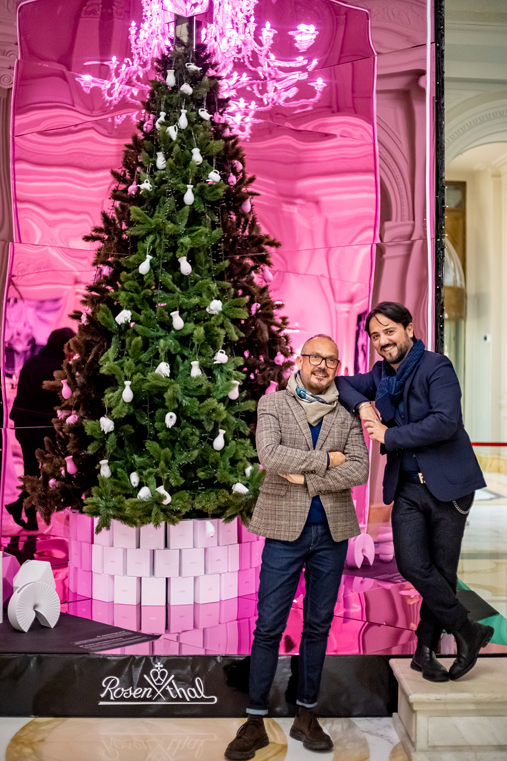 Anantara_Palazzo_Naiadi_Albero_Rosenthal_creato_da_designer_Salvo_Nicosia_Stefano_Liardo